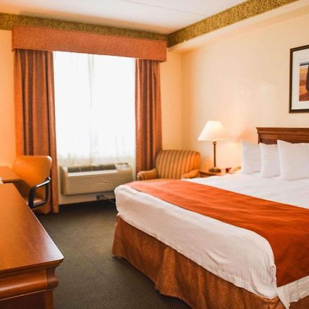 Country Inn & Suites By Radisson, London South, On Екстериор снимка