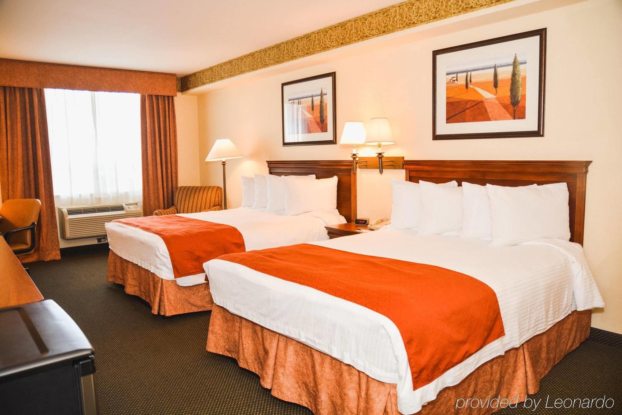 Country Inn & Suites By Radisson, London South, On Екстериор снимка