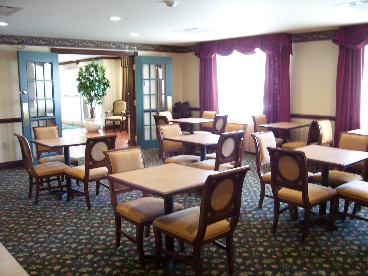 Country Inn & Suites By Radisson, London South, On Ресторант снимка